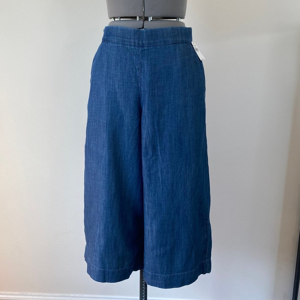 Gap Chambray Crop Pant Size 8 - NWT